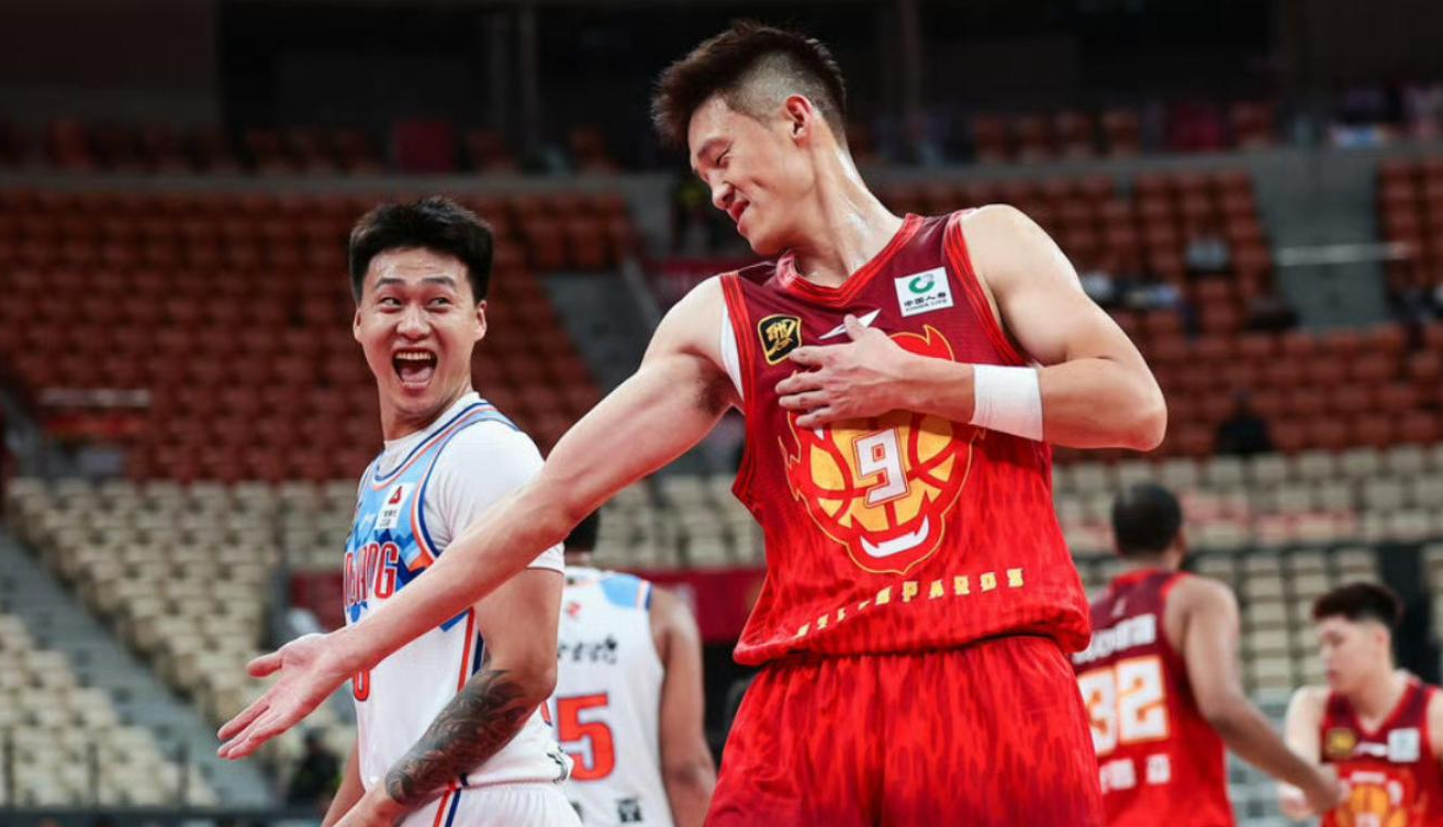 包含清晨亚冠焦点战;深圳男篮外线爆发;态度坚定;数据趋势出现新变化的词条 包含清晨亚冠焦点战;深圳男篮外线爆发;态度坚定;数据趋势出现新变化的词条