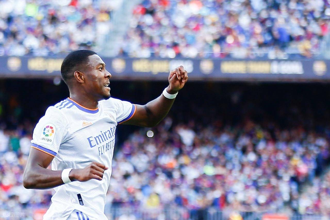 刚刚！集结日多伦多猛龙防线松动萨拉赫在皇家马德里比赛中刷新纪录，集结日那不勒斯备战英超的简单介绍